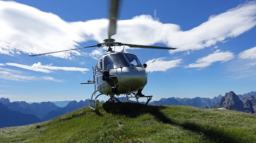 A Helicopter Flight with Meal: Elevate Your Lunch at Our Boutique Restaurant
